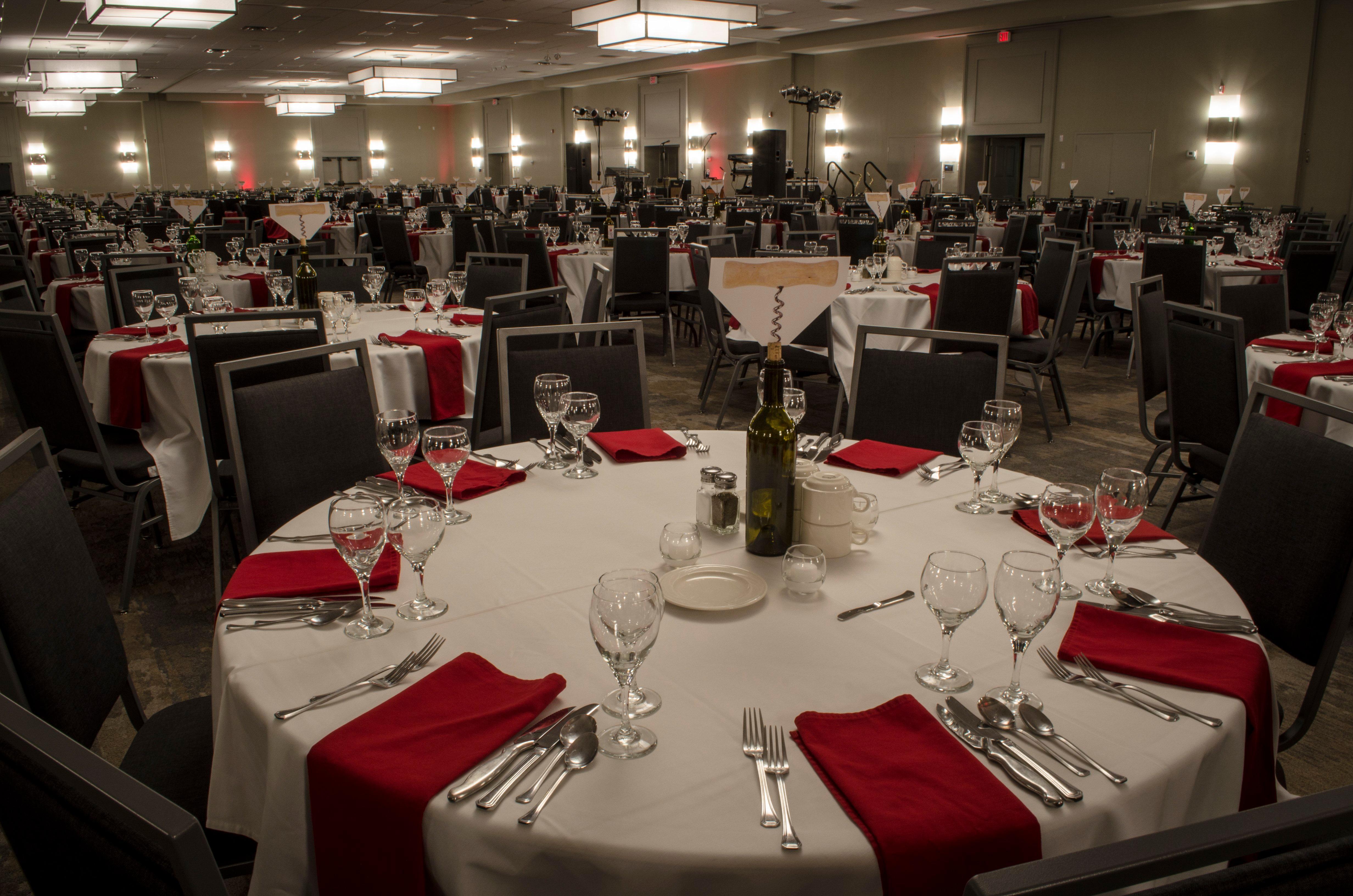 Holiday Inn Fargo By Ihg Exteriör bild