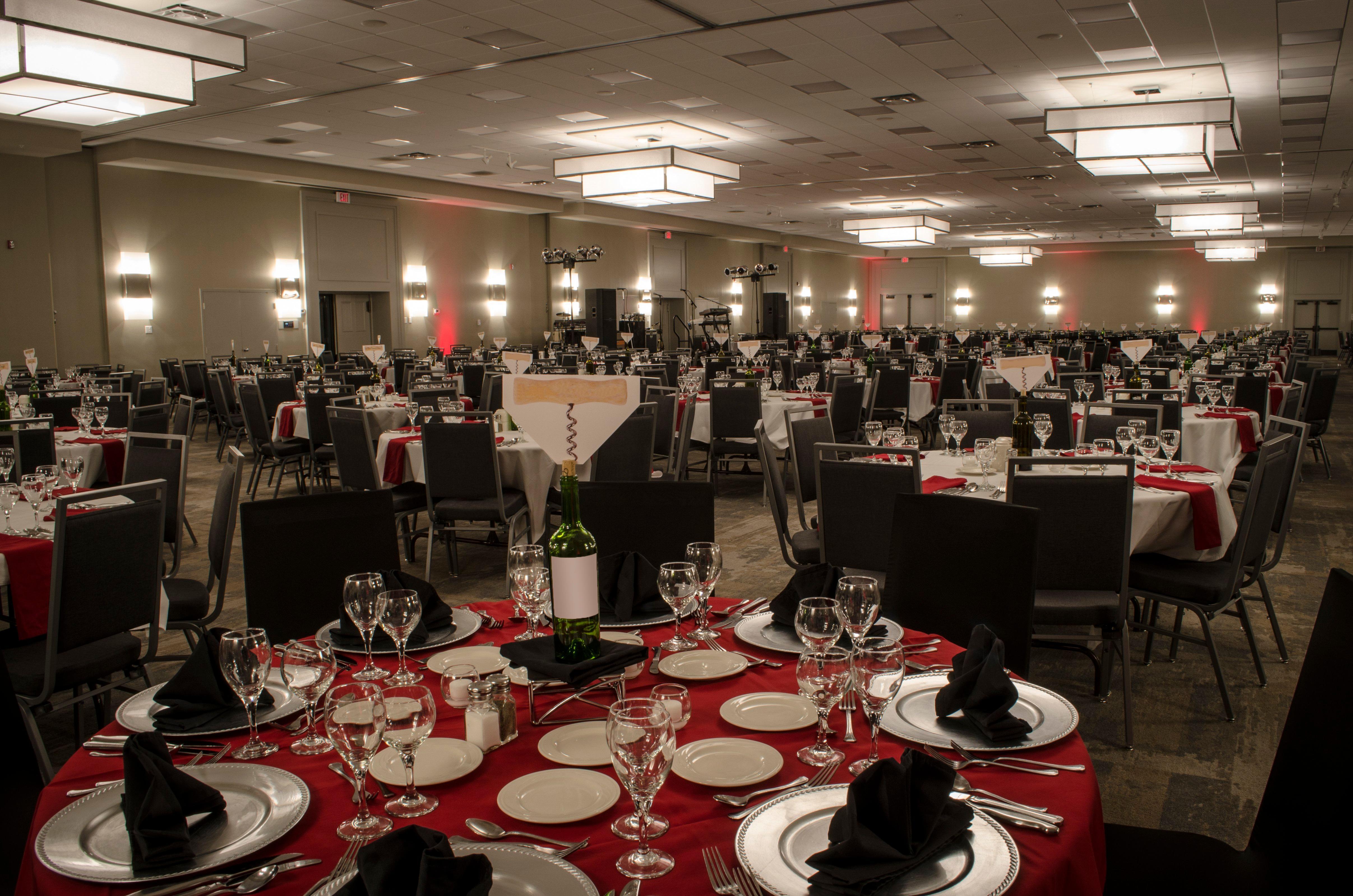 Holiday Inn Fargo By Ihg Exteriör bild