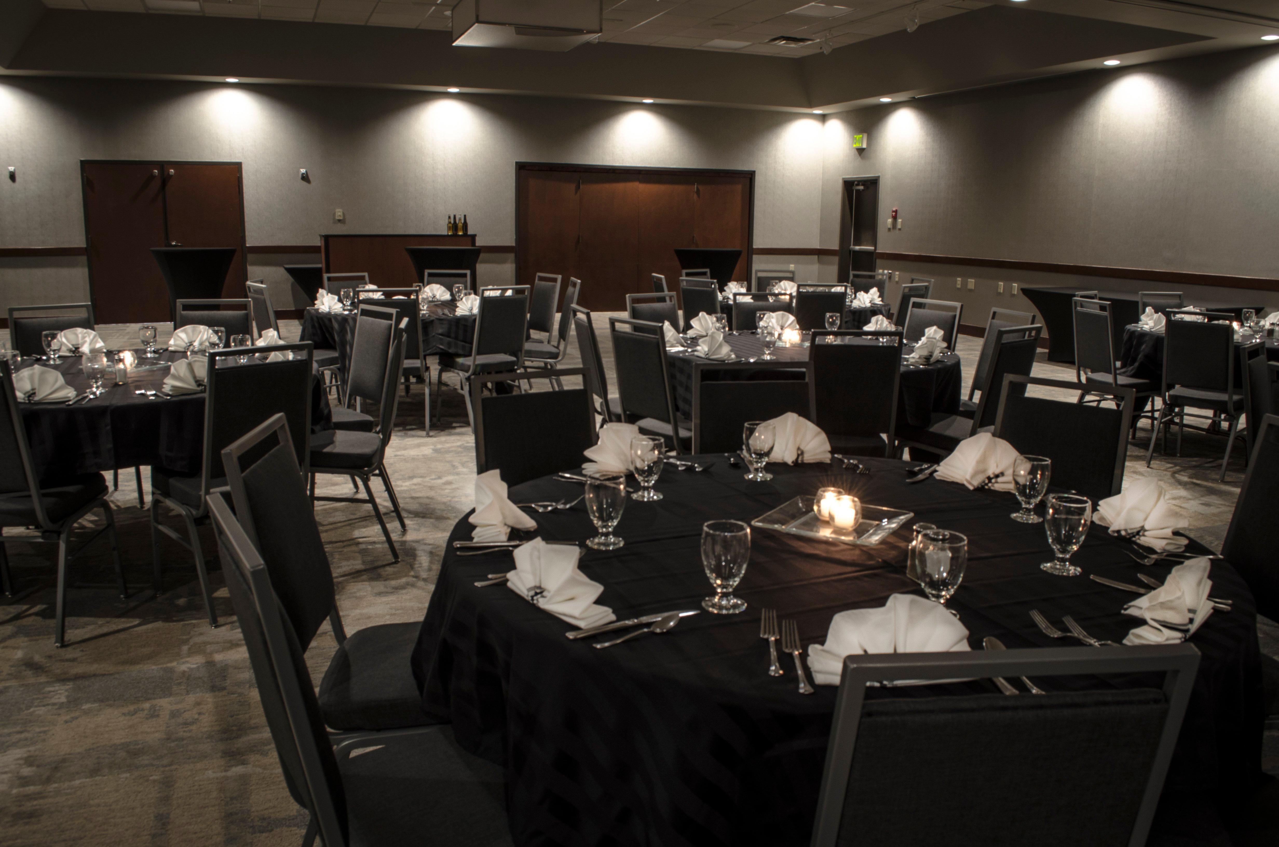 Holiday Inn Fargo By Ihg Exteriör bild