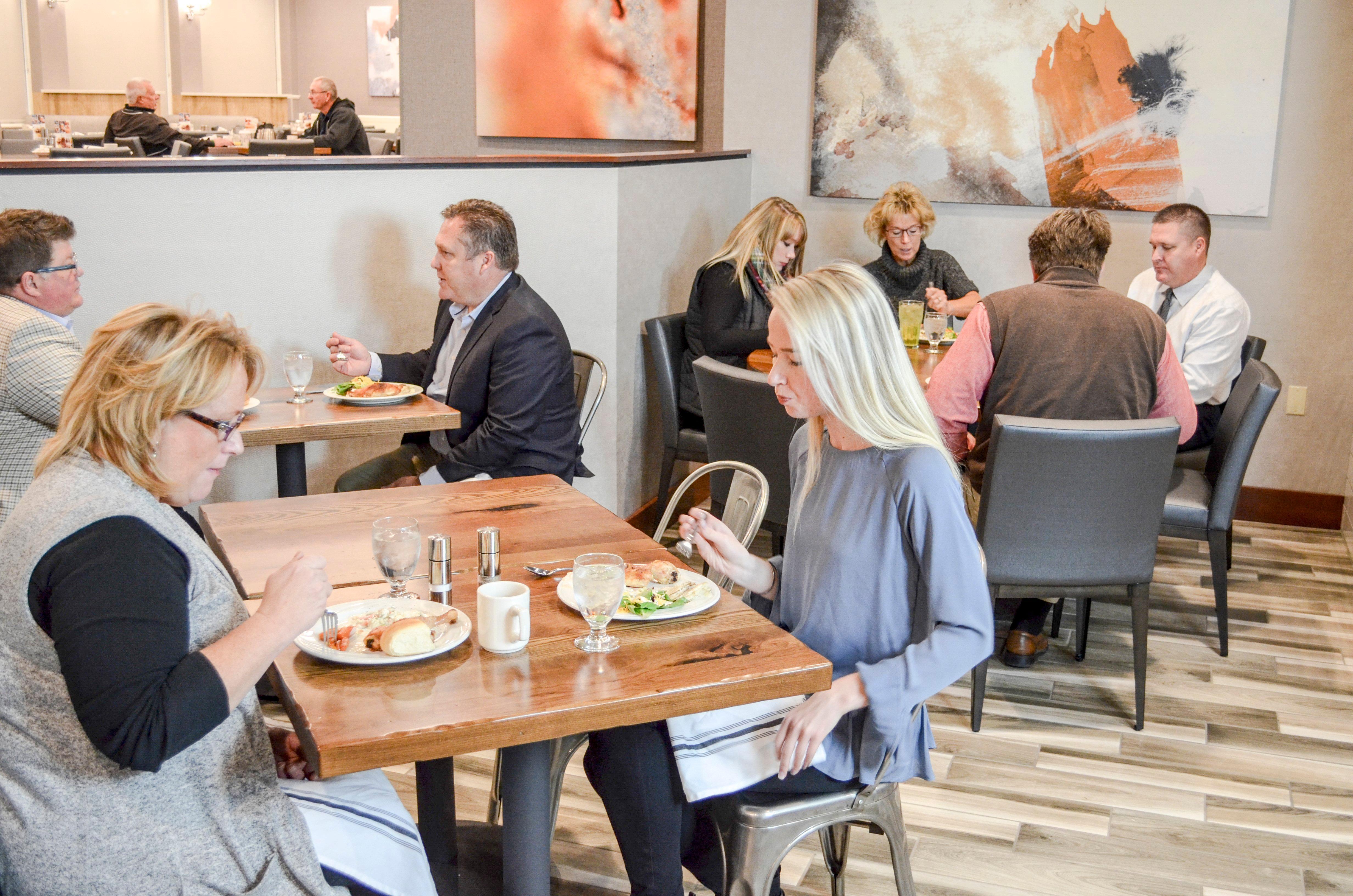 Holiday Inn Fargo By Ihg Exteriör bild