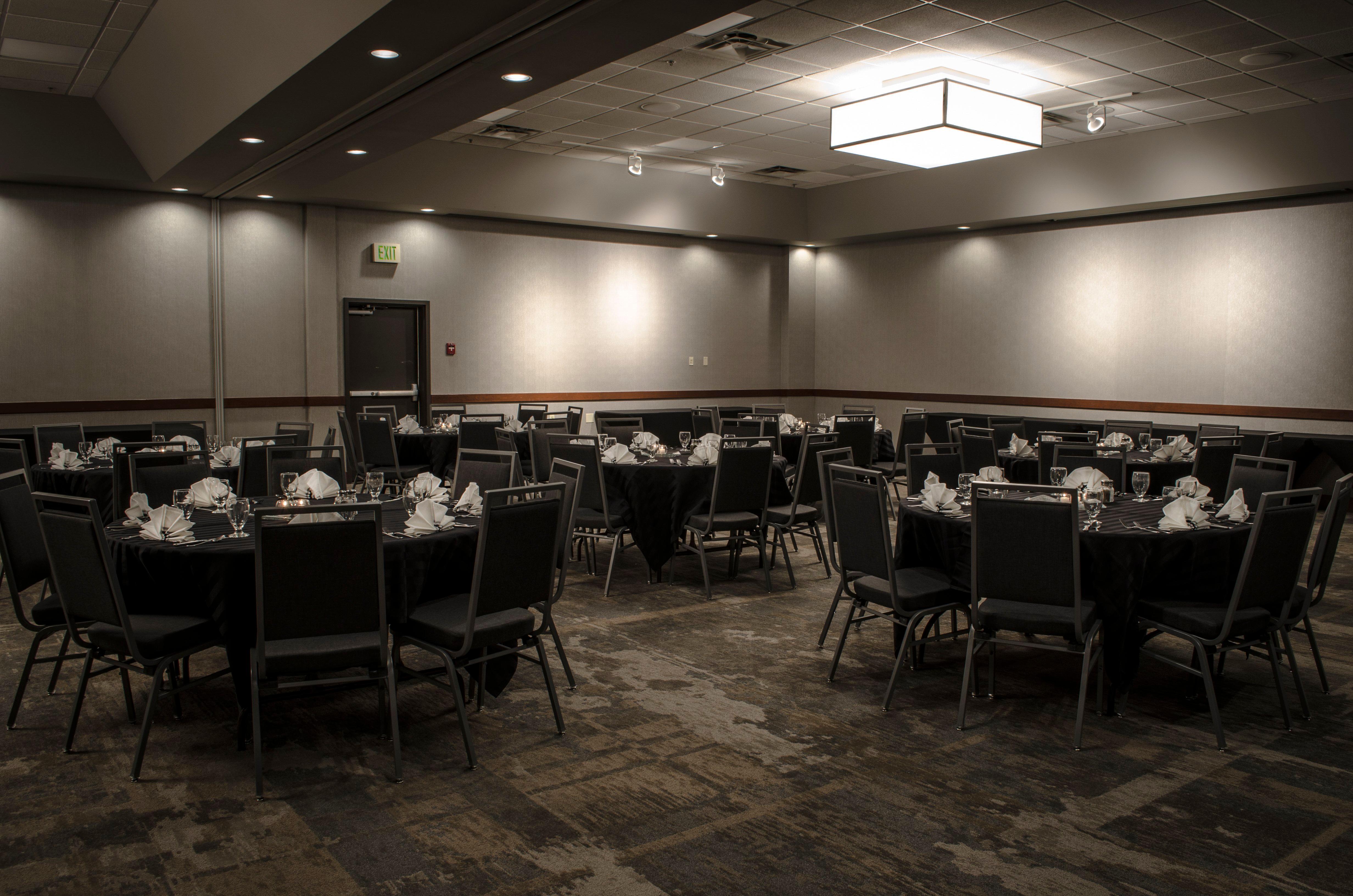 Holiday Inn Fargo By Ihg Exteriör bild
